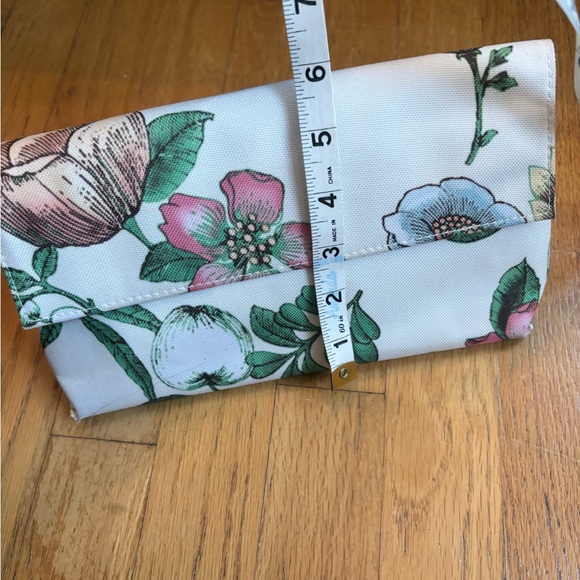 Clinique Floral Makeup Bag Garden Print Foldover Cosmetic Case - Picture 3 of 8